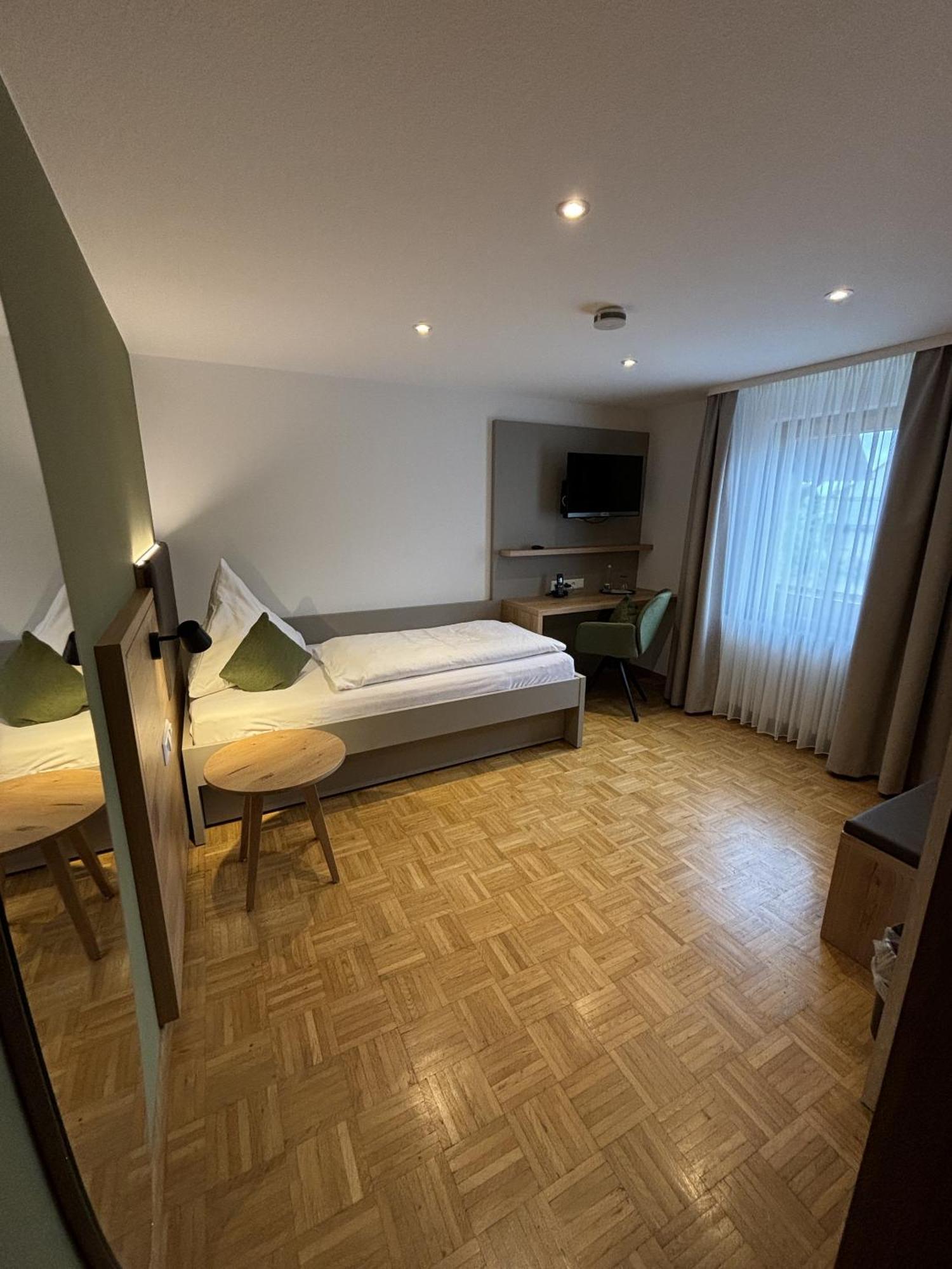 Landgasthaus Zur Linde, Neusatz Bühl Værelse billede